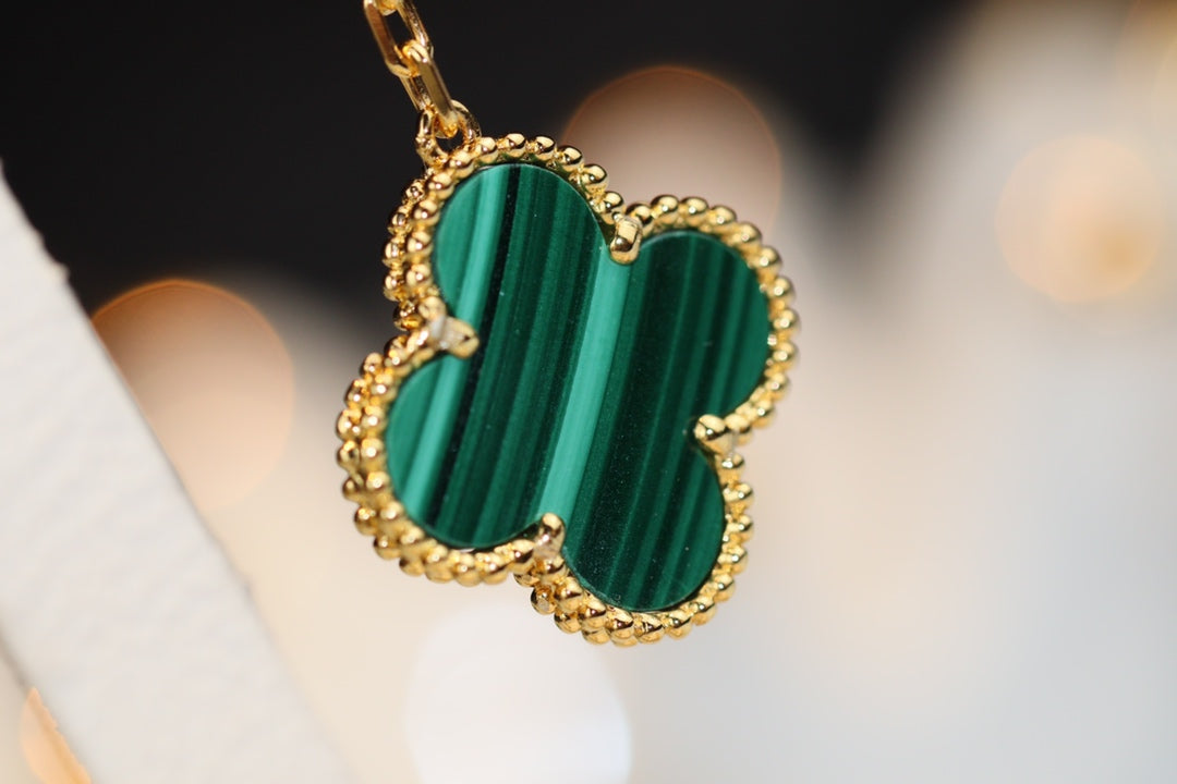 [Moco]CLOVER EARRINGS GOLD MALACHITE DIAMOND 3 MOTIF