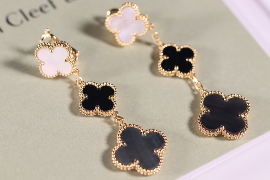 [Moco]CLOVER EARRINGS GOLD ONYX MOP 3 MOTIF