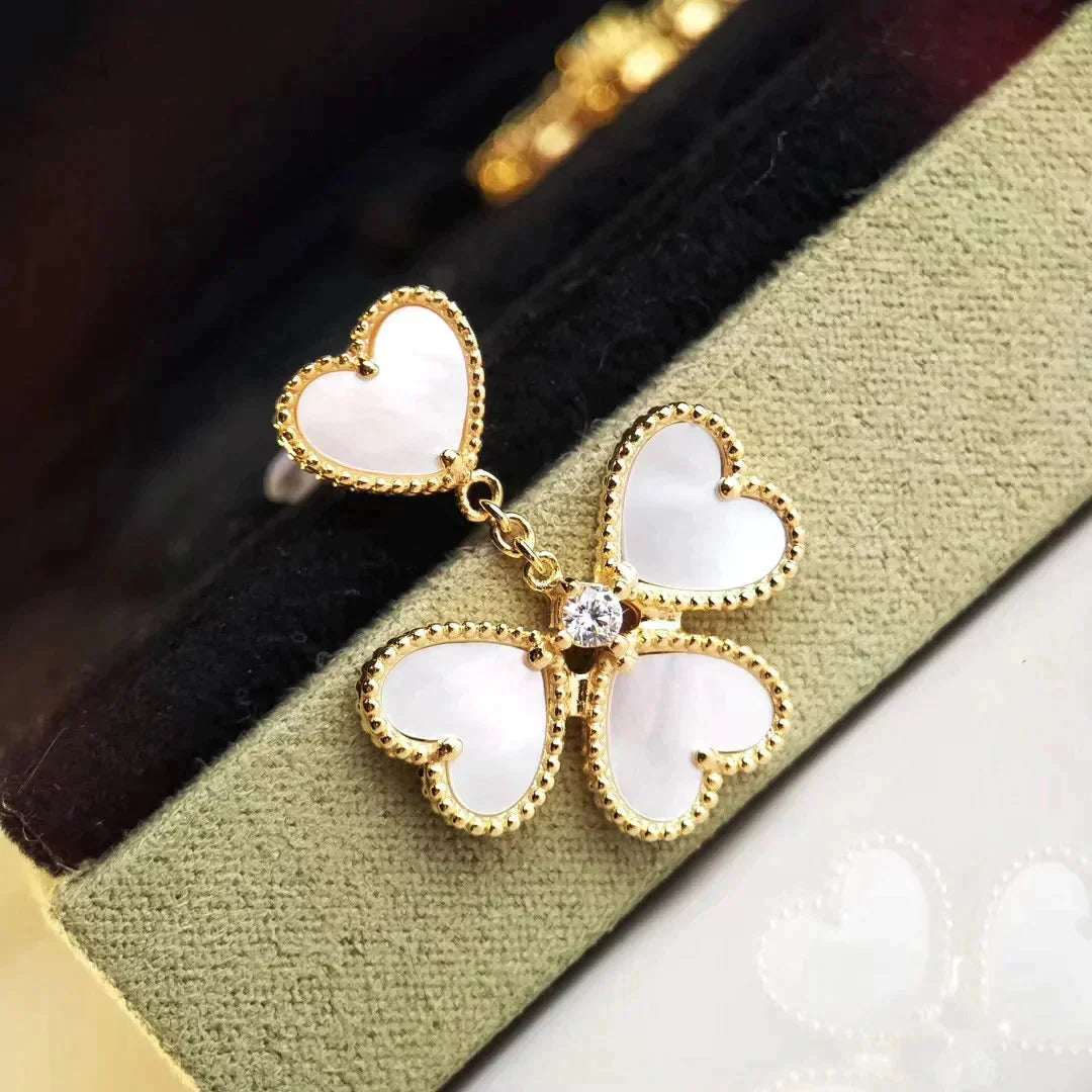 [Moco]CLOVER SWEET WHITE MOP EARRINGS