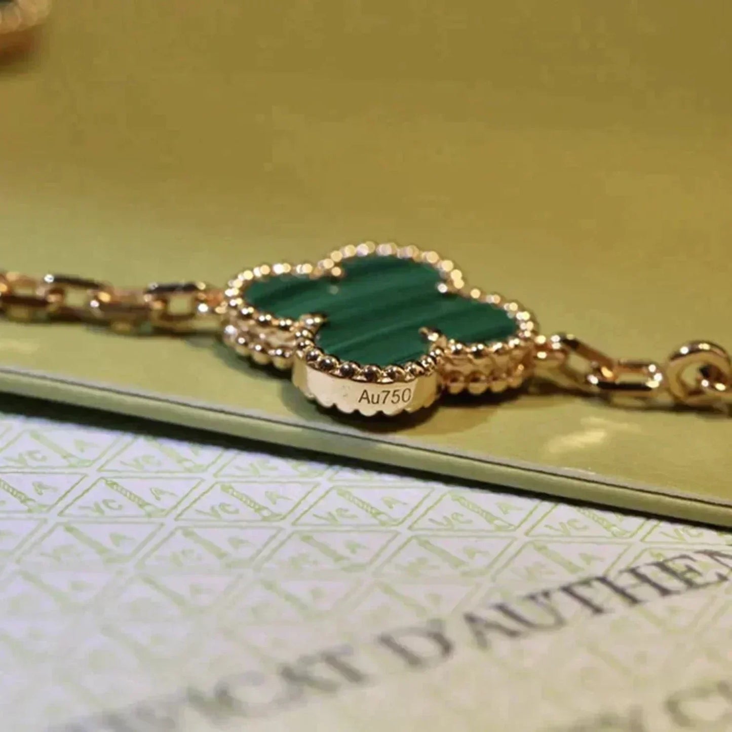 [Moco]CLOVER 5 MOTIFS MALACHITE BRACELET