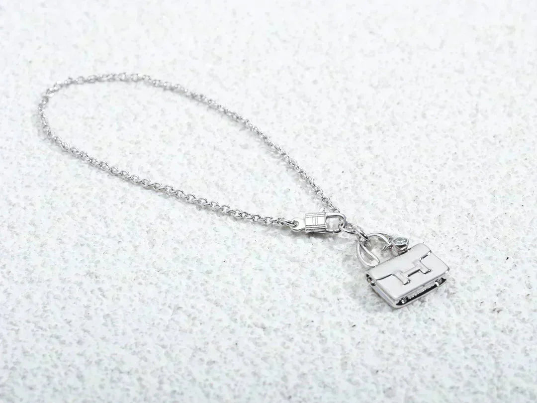 [Moco]AMULETTE PEDANT SILVER NECKLACE