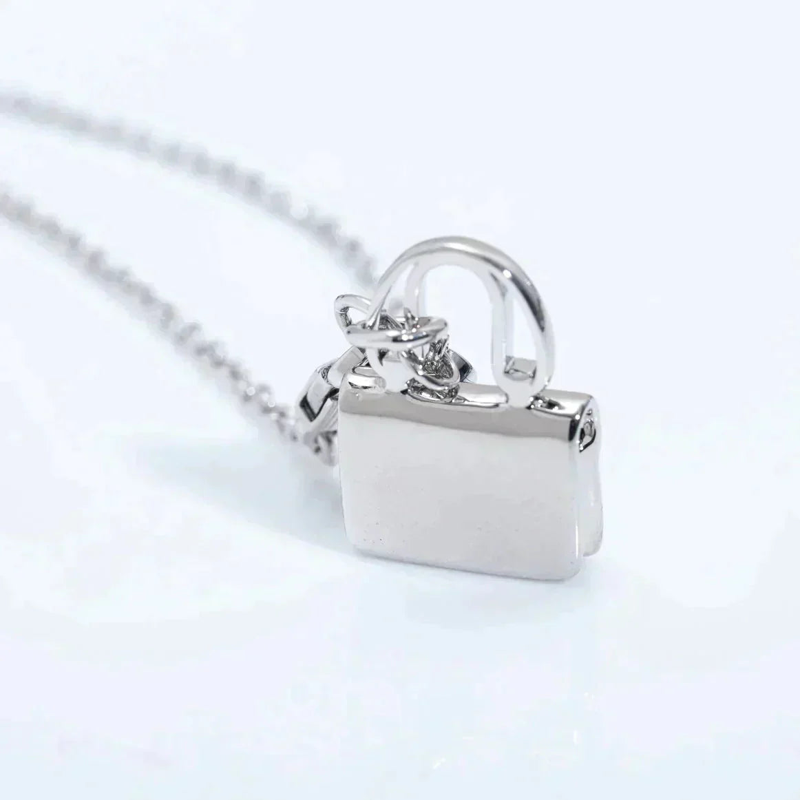 [Moco]AMULETTE PEDANT SILVER NECKLACE