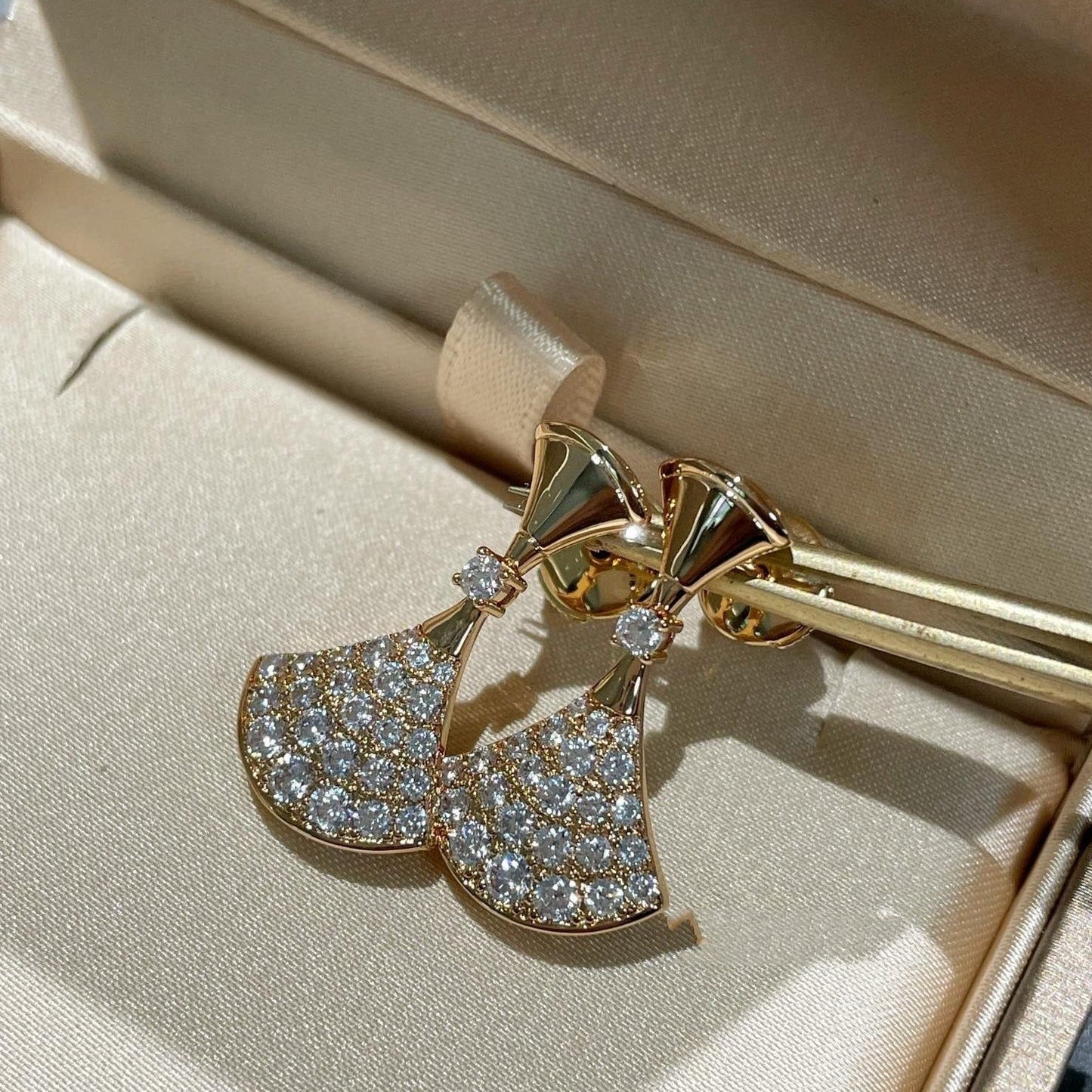 [Moco]DREAM EARRINGS DIAMOND