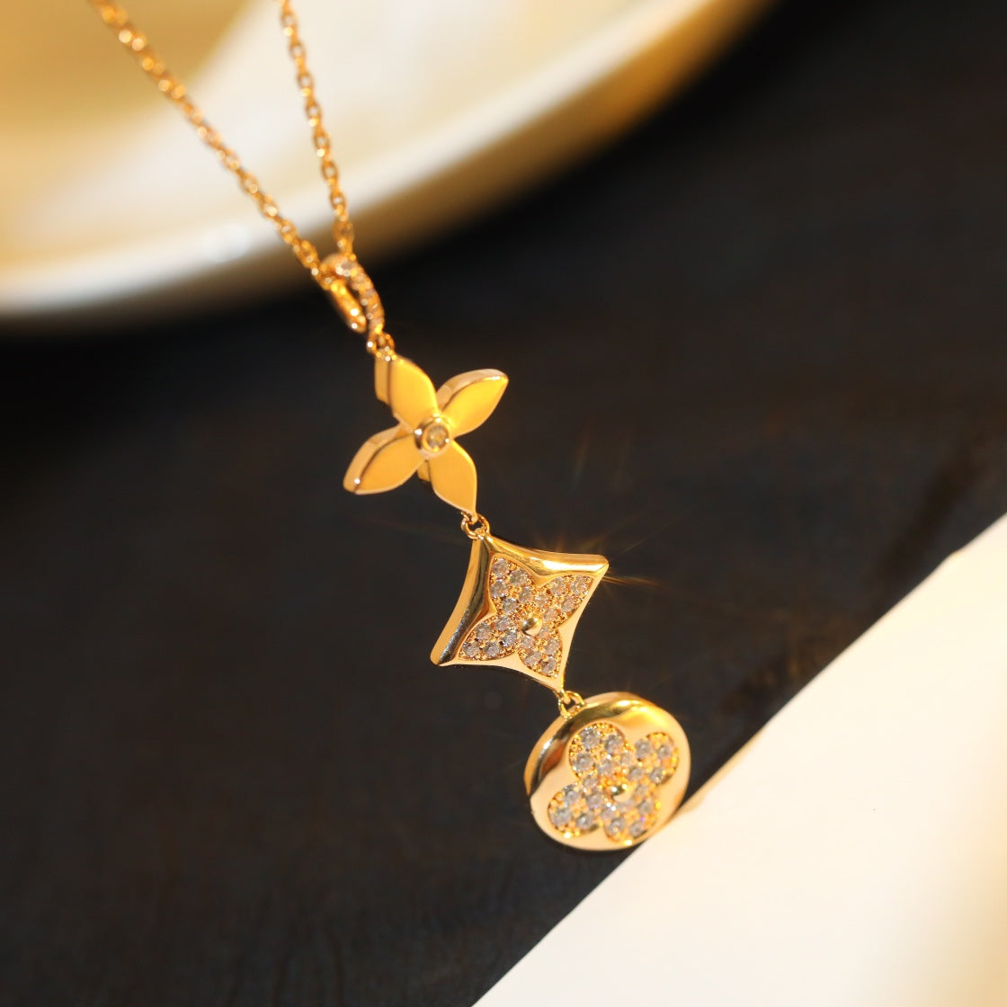 [Moco]STAR AND SUN DIAMOND PINK GOLD NECKLACE