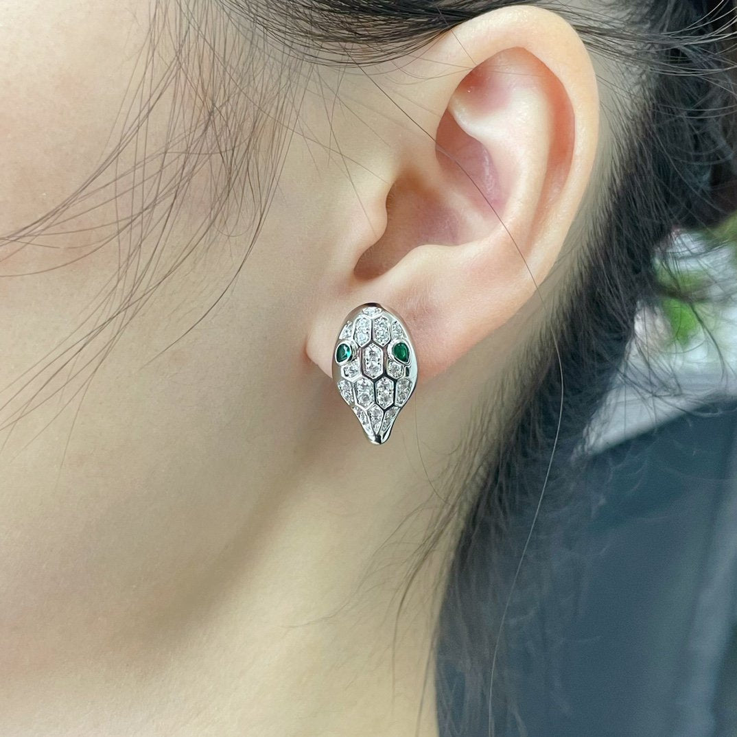 [Moco]SERPENT DIAMOND STUD EARRINGS