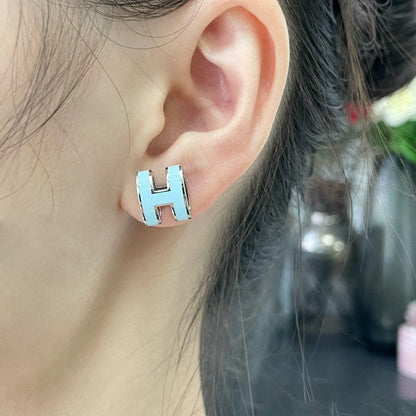 [Moco]POP H SKY BLUE STUD EARRINGS