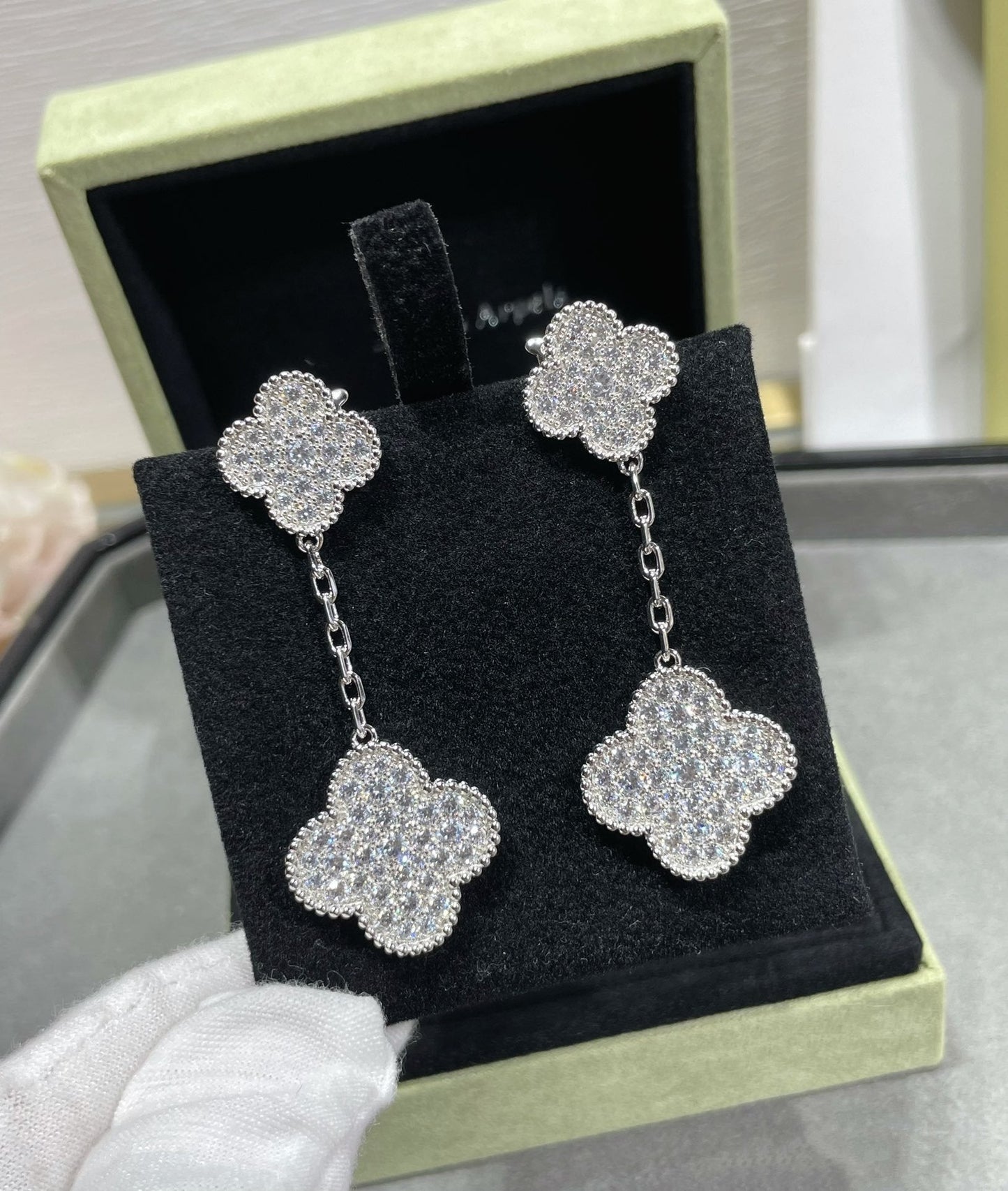 [Moco]CLOVER 2 MOTIFS DIAMOND PAVED SILVER EARRINGS