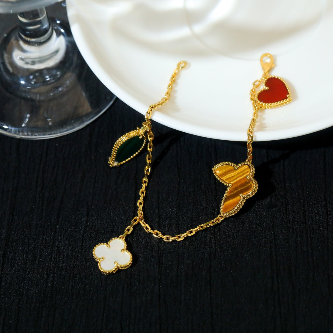 [Moco]LUCKY SPRING 5 MOTIF GOLD BRACELET