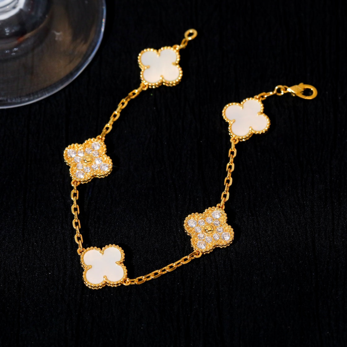 [Moco]CLOVER BRACELET 5 MOTIF WHITE MOP DIAMOND