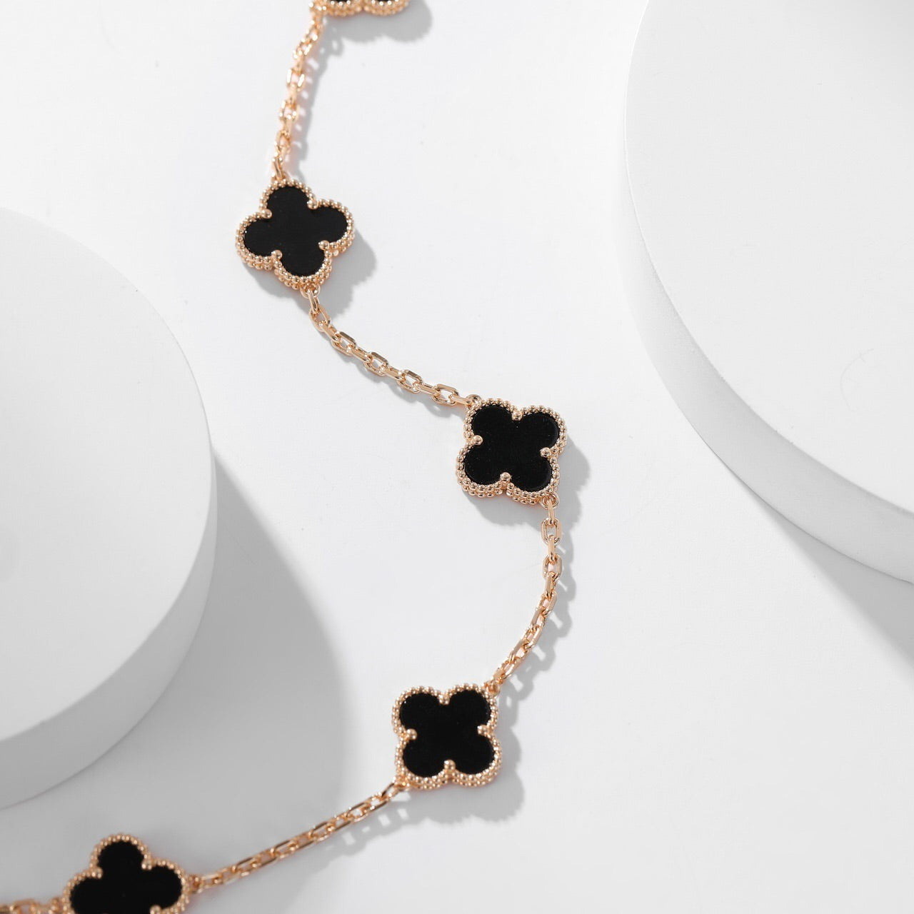 [ROYAL]CLOVERS THE 10-MOTIFS ONYX NECKLACE