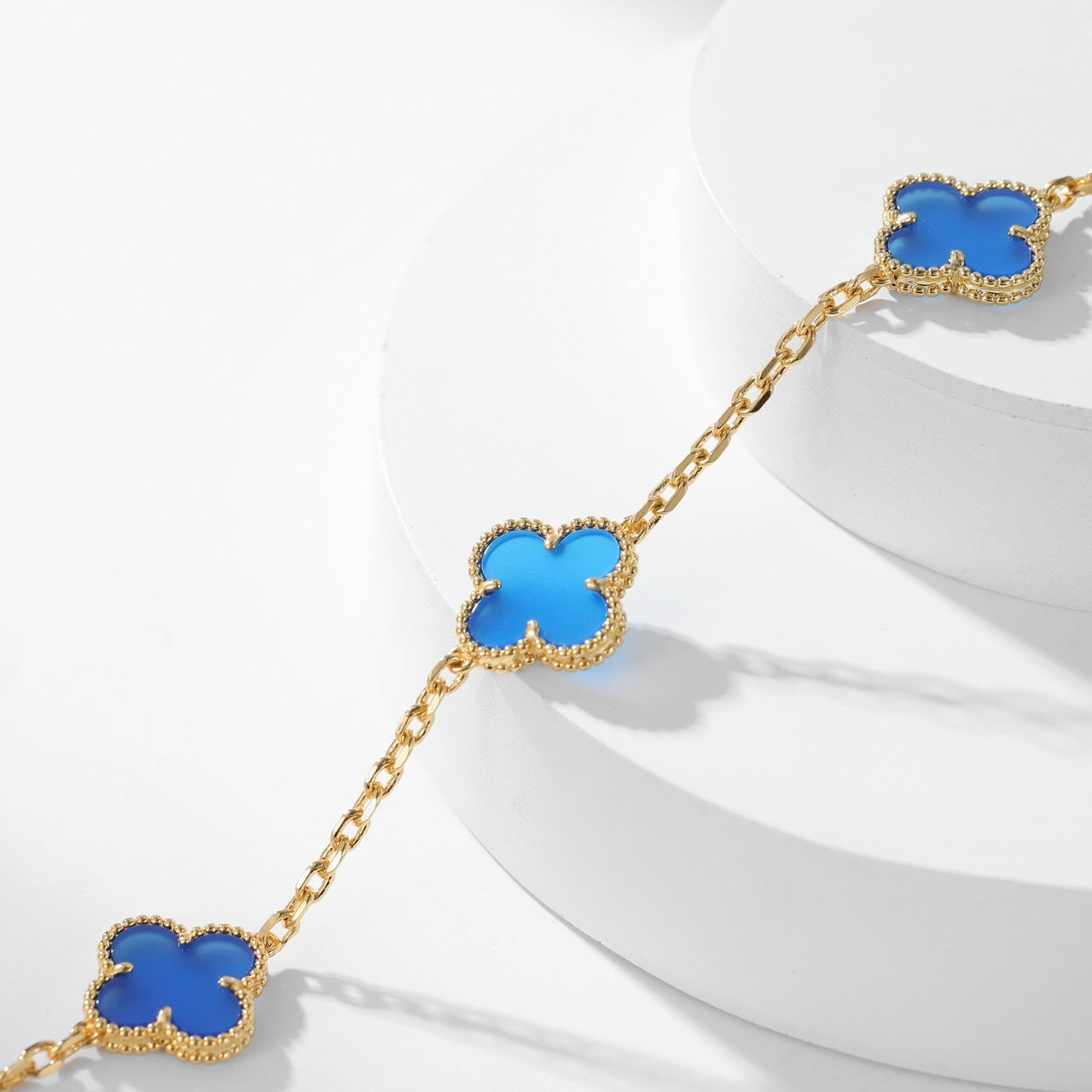 [ROYAL]CLOVERS THE 10-MOTIFS BLUE AGATE NECKLACE