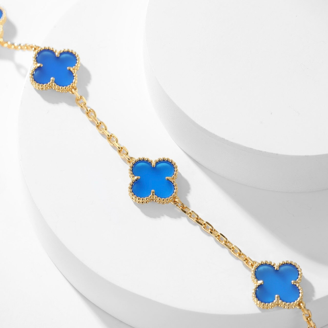 [ROYAL]CLOVERS THE 10-MOTIFS BLUE AGATE NECKLACE