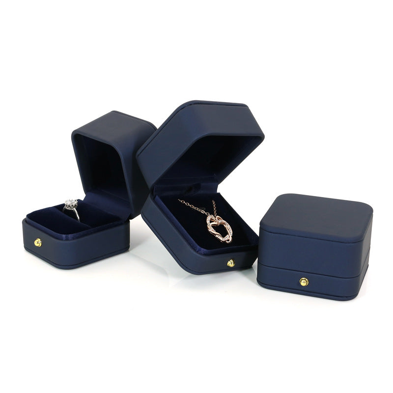 HIGH-GRADE PU LEATHER JEWELRY GIFT BOX（NO LOGO)