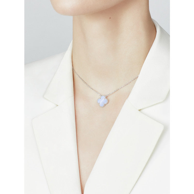 [Moco]CLOVER 15MM BLUE CHALCEDONY NECKLACE SILVER