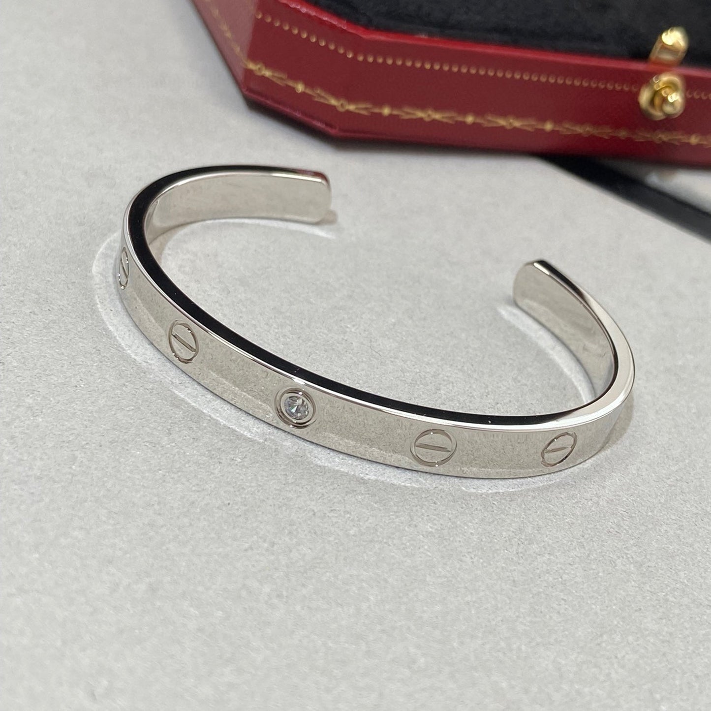 [Moco]LOVE BRACELET 6.1MM 1 DIAMOND OPEN CUFF