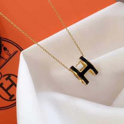 [Moco]HM CLIC BLACK ENAMEL GOLD NECKLACE