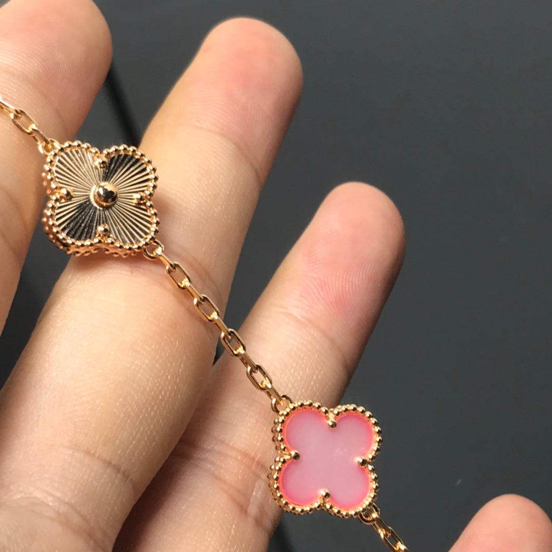 [Moco]CLOVER BRACELET 5 MOTIF PINK AND PINK GOLD