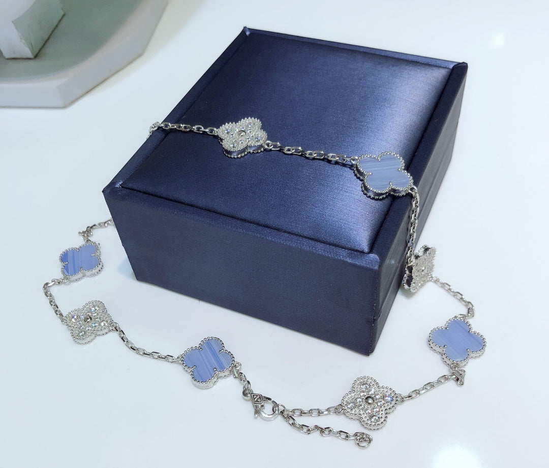 [Moco]CLOVER 10 MOTIFS CHALCEDONY DIAMONDS SILVER NECKLACE